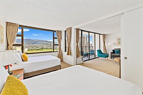 Mountain View Condo with 2 Double Beds and Parking