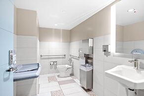 Mountain View Condo with 2 Double Beds and Parking