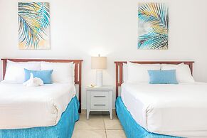 Mountain View Condo with 2 Double Beds and Parking