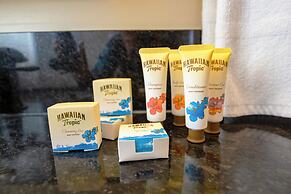 Mountain View Condo with 2 Double Beds and Parking