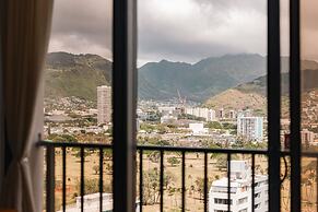 Mountain View Condo with 2 Double Beds and Parking