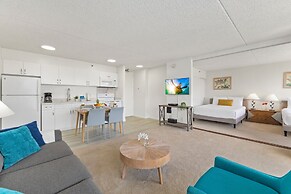 Mountain View Condo with 2 Double Beds and Parking