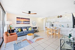 Mountain View Condo with 2 Double Beds and Parking