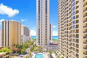 Ocean View Condo with King or Queen Bed and Parking