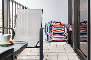 Ocean View Condo with King or Queen Bed and Parking