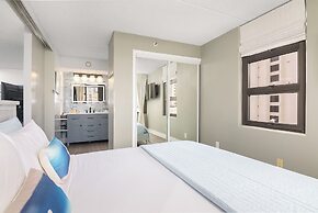 Ocean View Condo with King or Queen Bed and Parking