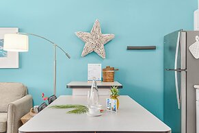 Ocean View Condo with King or Queen Bed and Parking