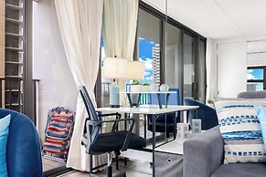 Ocean View Condo with King or Queen Bed and Parking