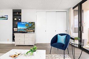 Ocean View Condo with King or Queen Bed and Parking