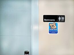 Ocean View Condo with King or Queen Bed and Parking