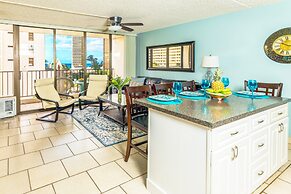 Ocean View Condo with King or Queen Bed and Parking