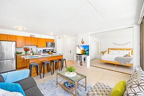 Ocean View Condo with King or Queen Bed and Parking