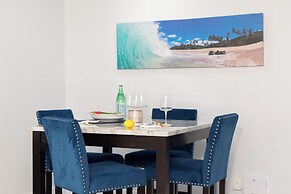 Ocean View Condo with King or Queen Bed and Parking