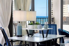 Ocean View Condo with King or Queen Bed and Parking