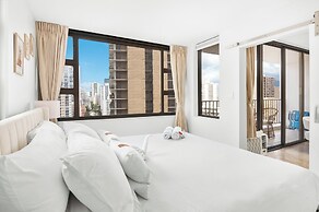 Ocean View Condo with King or Queen Bed and Parking