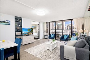 Ocean View Condo with King or Queen Bed and Parking