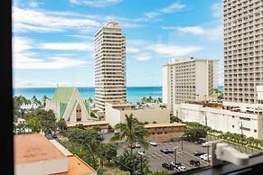 Ocean View Condo with King or Queen Bed and Parking