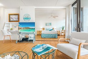 Ocean View Condo with King or Queen Bed and Parking