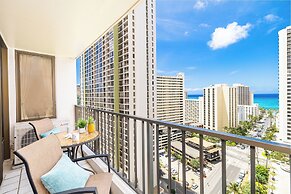 Ocean View Condo with King or Queen Bed and Parking
