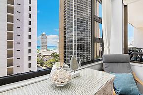 Ocean View Condo with King or Queen Bed and Parking