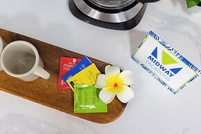 Ocean View Condo with King or Queen Bed and Parking