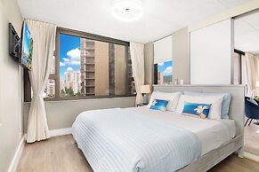 Ocean View Condo with King or Queen Bed and Parking