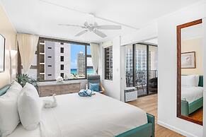 Ocean View Condo with King or Queen Bed and Parking