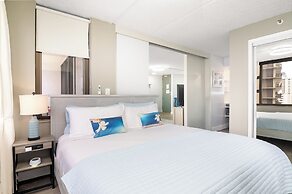 Ocean View Condo with King or Queen Bed and Parking