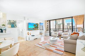 Ocean View Condo with King or Queen Bed and Parking