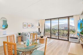 High Floor Mountain View with King or Queen Bed and Parking