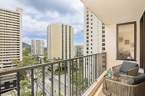 Mountain View Condo with King or Queen Bed and Parking