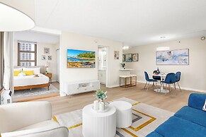 Mountain View Condo with King or Queen Bed and Parking