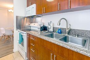 Mountain View Condo with King or Queen Bed and Parking