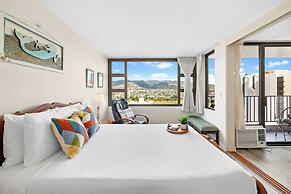 Mountain View Condo with King or Queen Bed and Parking