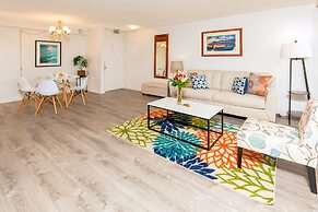 Mountain View Condo with King or Queen Bed and Parking