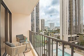 Mountain View Condo with King or Queen Bed and Parking