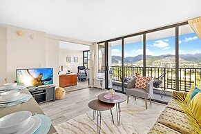 Mountain View Condo with King or Queen Bed and Parking