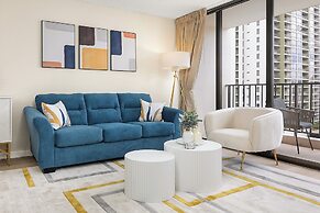 Mountain View Condo with King or Queen Bed and Parking