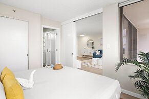 Mountain View Condo with King or Queen Bed and Parking