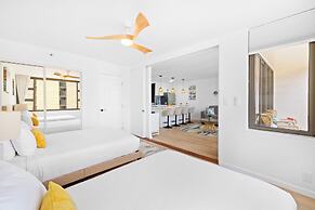 Premium Remodeled Condo in Waikiki with 2 Double Beds and Parking
