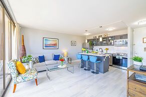 Premium Remodeled Condo in Waikiki with 2 Double Beds and Parking