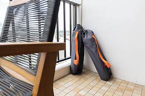 Premium Remodeled Condo in Waikiki with 2 Double Beds and Parking