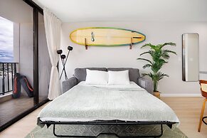 Premium Remodeled Condo in Waikiki with 2 Double Beds and Parking