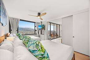 Premium Remodeled Condo in Waikiki with 2 Double Beds and Parking