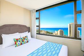 Premium Remodeled Condo in Waikiki with 2 Double Beds and Parking