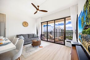 Premium Remodeled Condo in Waikiki with 2 Double Beds and Parking