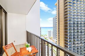 High Floor Ocean View Condo with 2 Double Beds