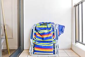 High Floor Ocean View Condo with 2 Double Beds