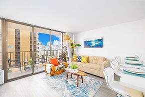 High Floor Ocean View Condo with 2 Double Beds