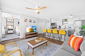 High Floor Ocean View Condo with 2 Double Beds